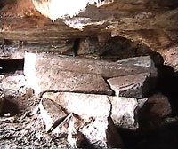 A picture of the collapsed roof of Cayaar-salaqle cave