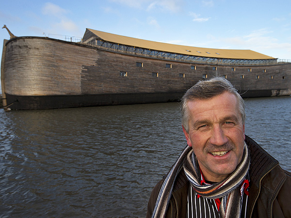 (9) Full-scale replica Ark built in the Netherlands to Old Testament specifications by Johan Huibers (ref. PeoplePets)