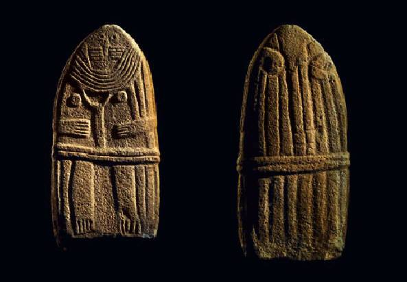 The Menhir front and back from Rodez...